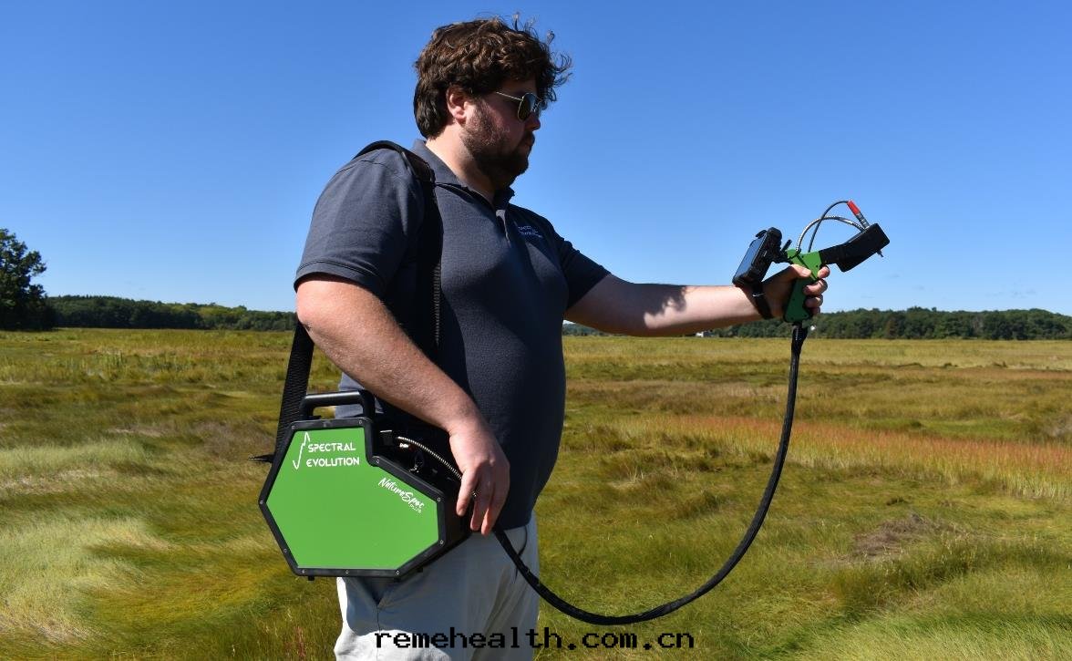1773906036534785.jpg Naturaspec Plus 高(gāo)分(fēn)辨率地物(wù)光(guāng)谱儀1.jpg